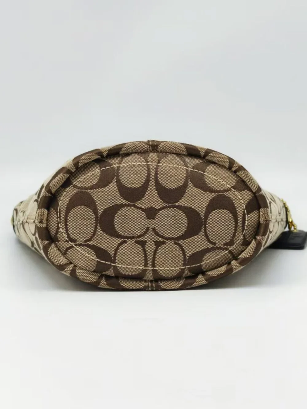 Coach Signature Canvas Shoulder Bag Brown Black Jacquard Zip Hobo Purse